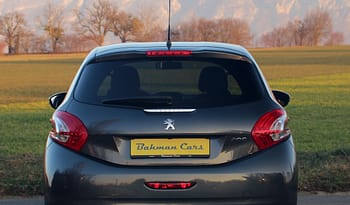 PEUGEOT 208 1.2 VTI Style complet