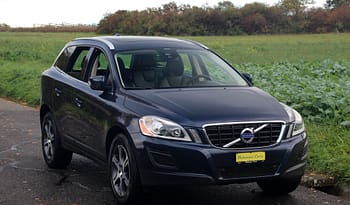 VOLVO XC60 D4 AWD Summum Geartronic complet