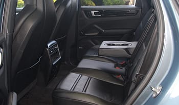 PORSCHE Cayenne complet