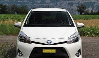 TOYOTA Yaris 1.5 VVT-i Hybrid Sol CVT complet