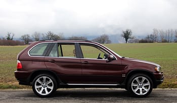 BMW X5 4.4i Individual full