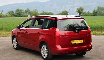 PEUGEOT 5008 1.6 16V T Sport Pack full