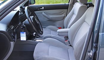 VW Golf 2.3 V5 Highline full