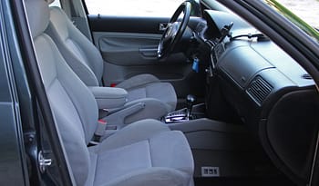 VW Golf 2.3 V5 Highline full