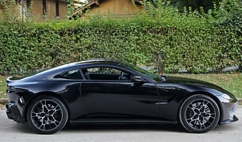ASTON MARTIN V8 Vantage AMR 4.0 Coupé full