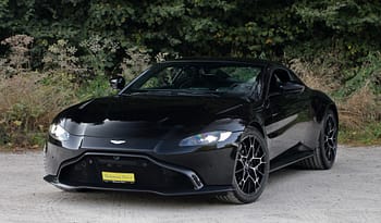 ASTON MARTIN V8 Vantage AMR 4.0 Coupé full