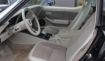 CHEVROLET Corvette C3 L-82 Targa full