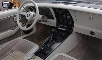 CHEVROLET Corvette C3 L-82 Targa full
