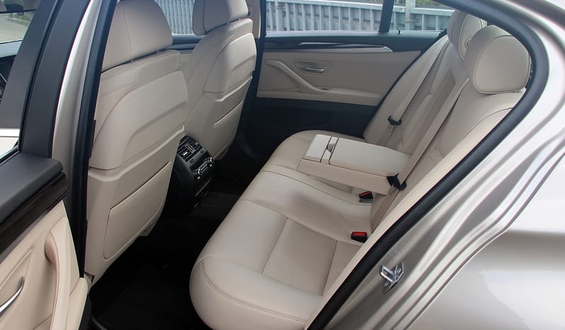BMW 550i xDrive Luxury Line Steptronic full