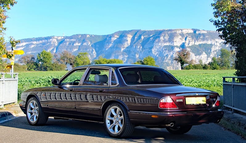 JAGUAR XJ 4.0 V8 Sovereign complet