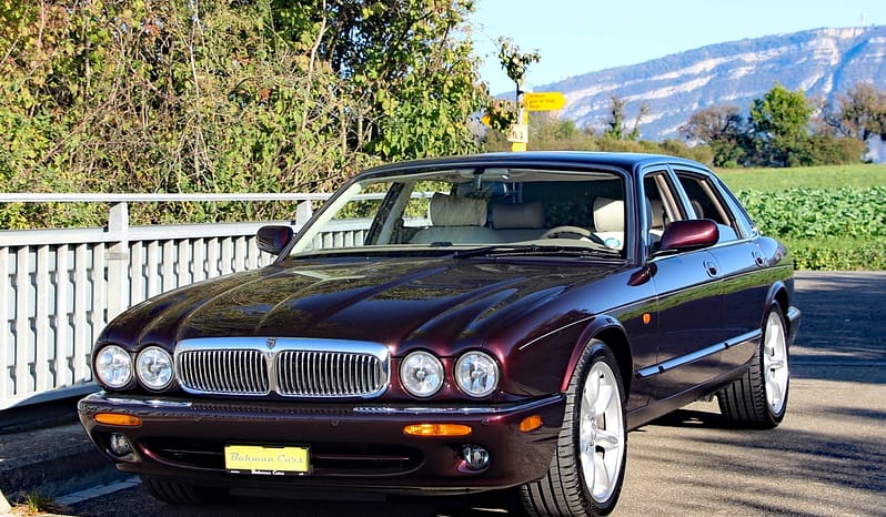JAGUAR XJ 4.0 V8 Sovereign complet