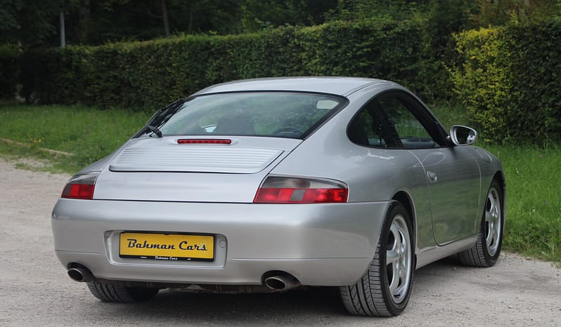 PORSCHE 911 Carrera complet