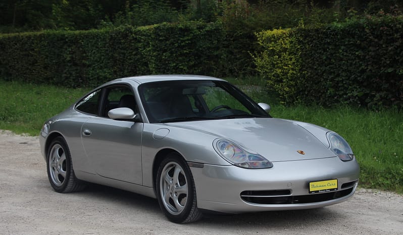 PORSCHE 911 Carrera complet