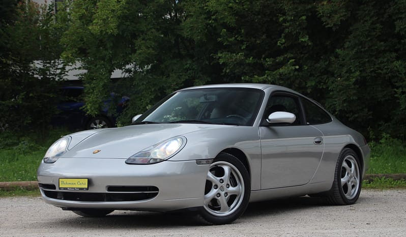 PORSCHE 911 Carrera complet