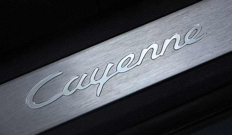 PORSCHE Cayenne complet