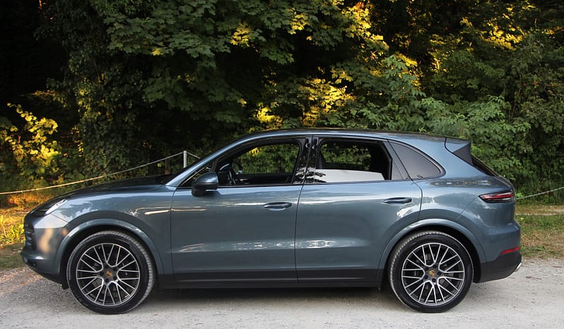 PORSCHE Cayenne complet