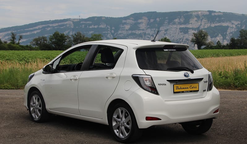 TOYOTA Yaris 1.5 VVT-i Hybrid Sol CVT complet