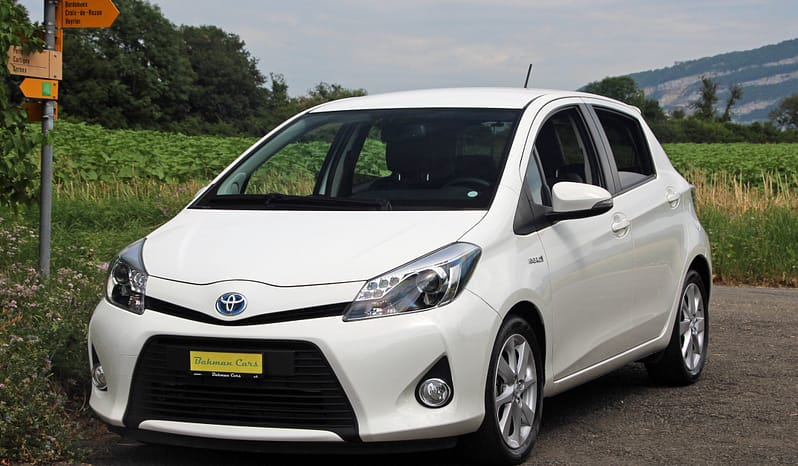 TOYOTA Yaris 1.5 VVT-i Hybrid Sol CVT complet