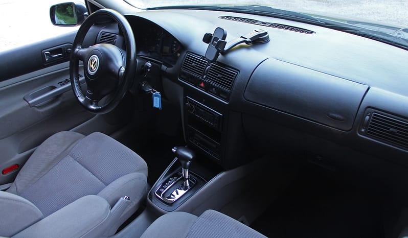 VW Golf 2.3 V5 Highline full