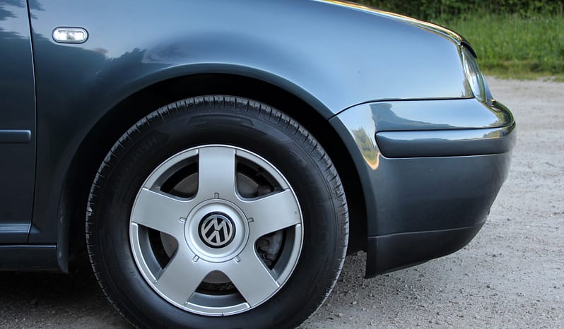 VW Golf 2.3 V5 Highline full