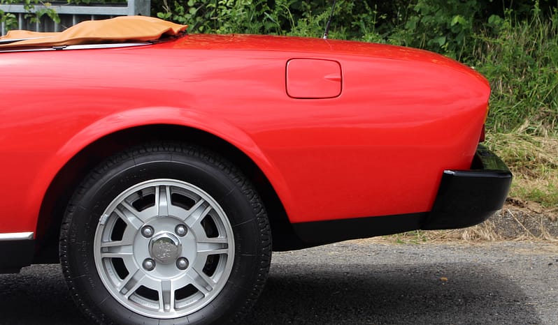 PEUGEOT 504 Cabriolet full
