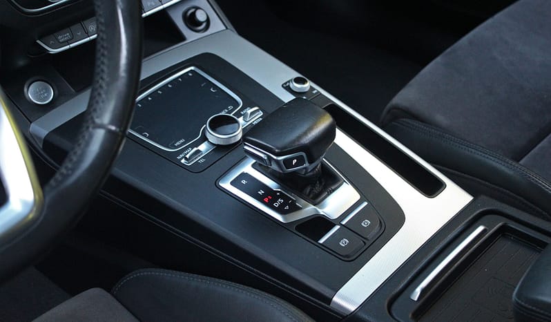 AUDI Q5 2.0 TDI sport quattro S-tronic full