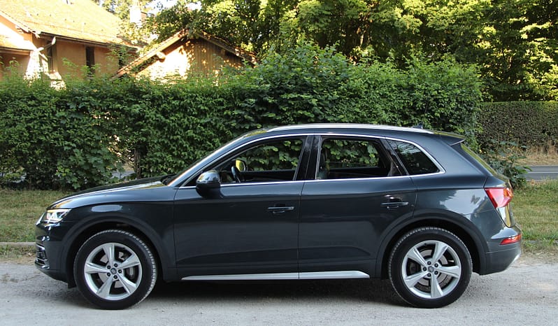 AUDI Q5 2.0 TDI sport quattro S-tronic full