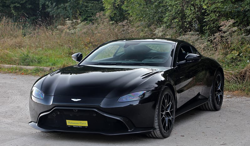 ASTON MARTIN V8 Vantage AMR 4.0 Coupé full