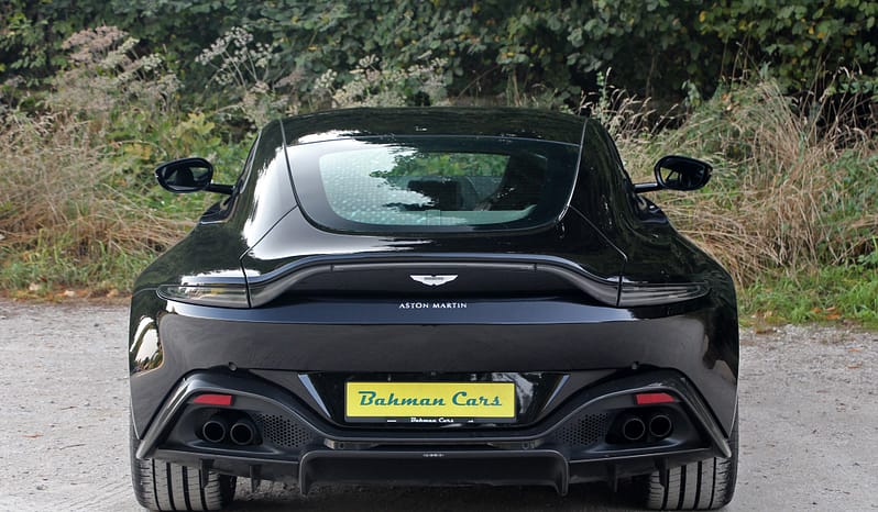 ASTON MARTIN V8 Vantage AMR 4.0 Coupé full