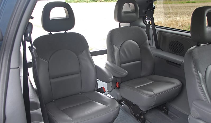 CHRYSLER Grand Voyager 3.3 LTD AWD full