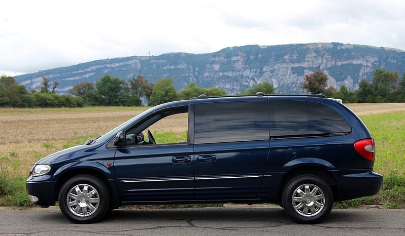 CHRYSLER Grand Voyager 3.3 LTD AWD full