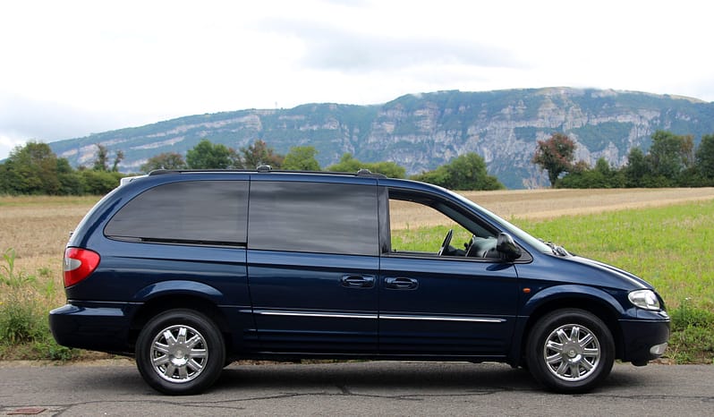 CHRYSLER Grand Voyager 3.3 LTD AWD full