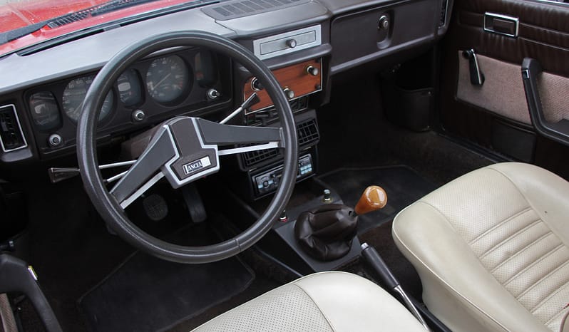 LANCIA BETA 1300 Coupé full