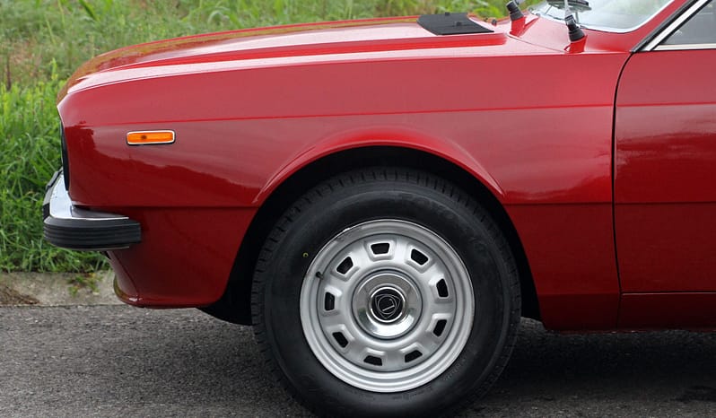 LANCIA BETA 1300 Coupé full