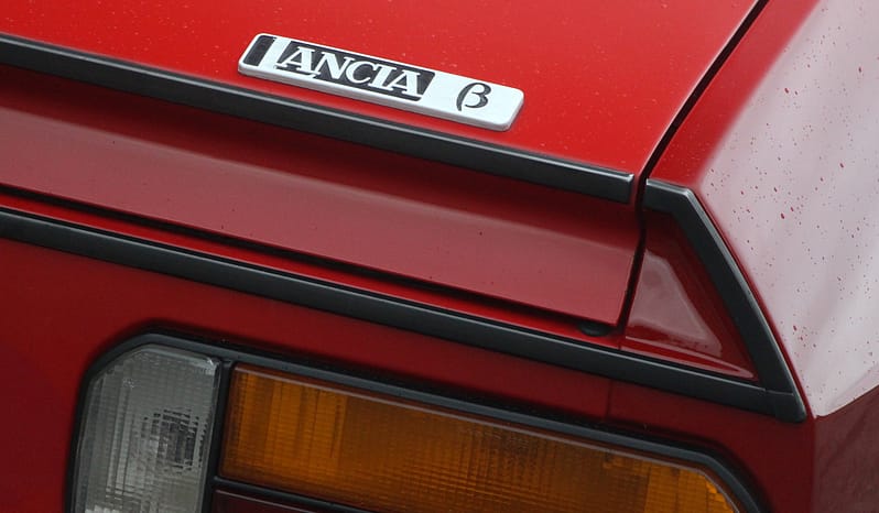 LANCIA BETA 1300 Coupé full
