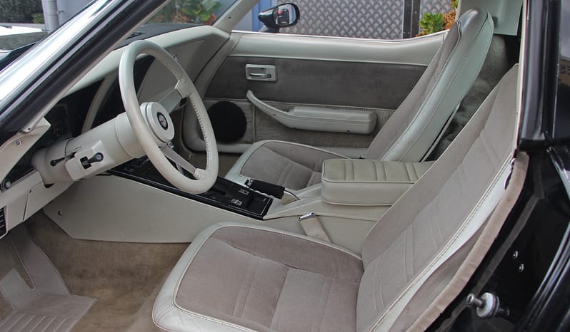 CHEVROLET Corvette C3 L-82 Targa full