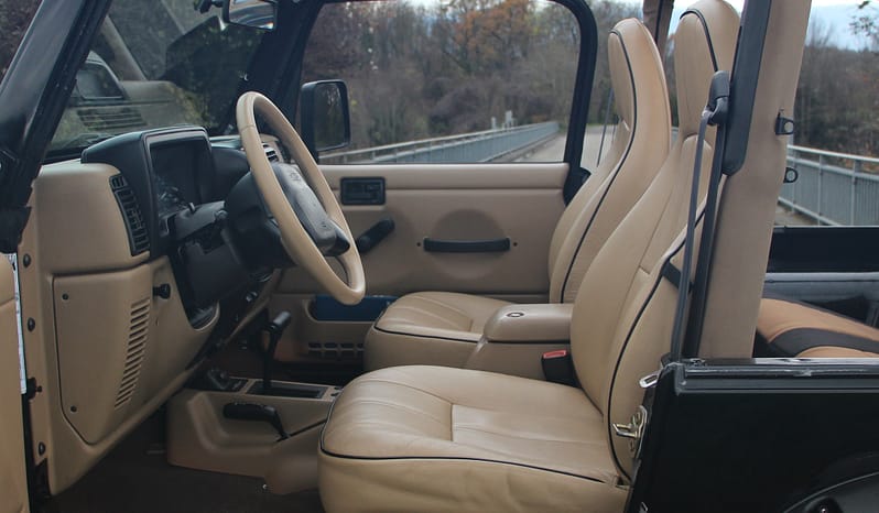 JEEP Wrangler 4.0 Sport Hardtop full