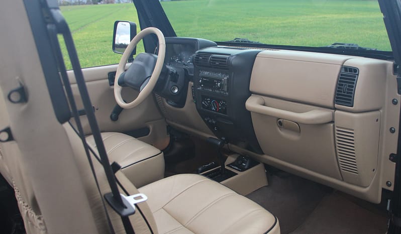 JEEP Wrangler 4.0 Sport Hardtop full